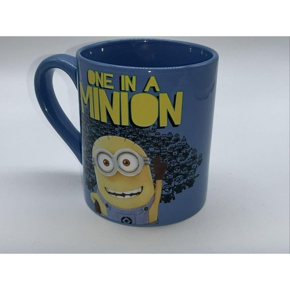 Despicable Me, Universal Studios Minion Mug - Picture 4 of 7